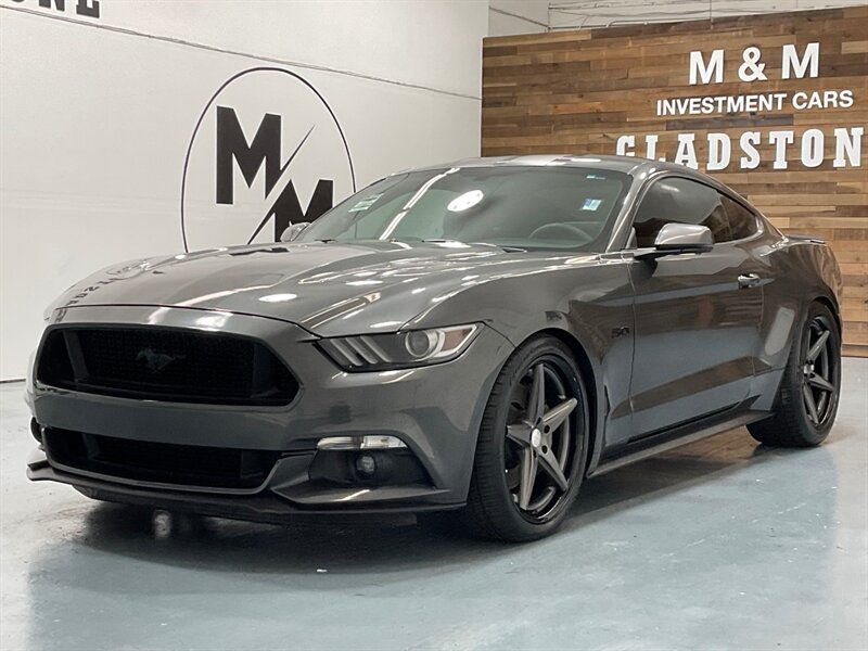 2017 Ford Mustang GT Premium / 5.0L V8 / Leather / 6-SPEED MANUAL  / ONLY 33,000 MILES - Photo 55 - Gladstone, OR 97027