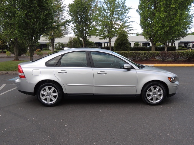 2007 Volvo S40 2.4i leather newTires Low miles 2008   - Photo 4 - Portland, OR 97217