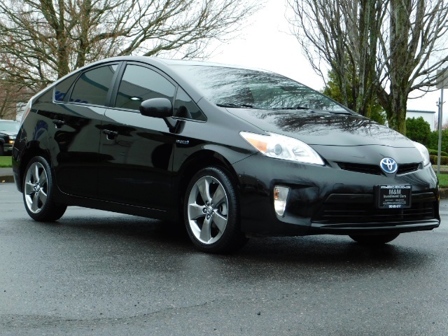2013 Toyota Prius Persona Series SE / Leather / Navigation / Excel C   - Photo 2 - Portland, OR 97217