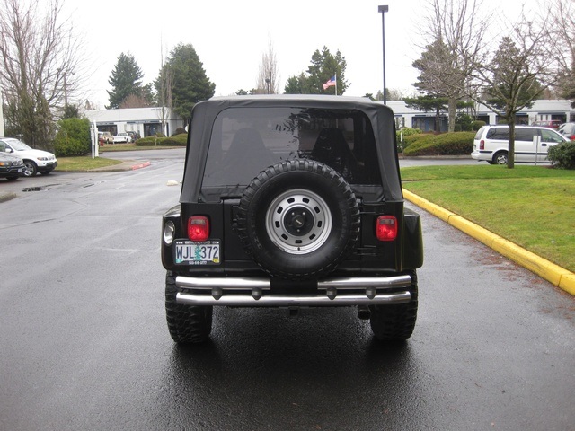 1997 Jeep Wrangler Sport   - Photo 4 - Portland, OR 97217