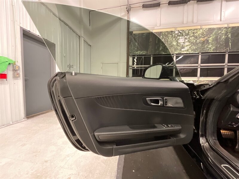 2016 Mercedes-Benz Mercedes-AMG GTS Coupe V8 TWN TURBO / Panorama Roof / CARBON FIBER / BURMESTER SOUND / AMG DYNAMIC PLUS PKG / $159410 ORIGINAL MSRP PRICE - Photo 32 - Gladstone, OR 97027