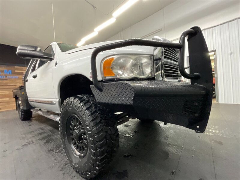 2004 Dodge Ram 3500 Laramie 4X4 / 5.9L DIESEL / 6-SPEED / FLAT BED  Leather & Heated Seats / LONG BED / BRAND NEW 35 " MUD TIRES / LOCAL TRUCK / RUST FREE - Photo 10 - Gladstone, OR 97027