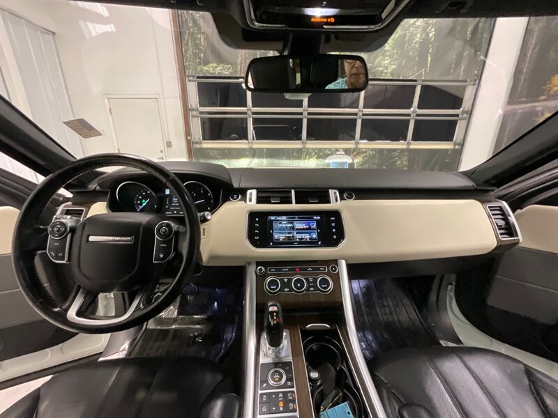 2016 Land Rover Range Rover Sport HSE Td6 4X4 / 3.0L V6 TURBO DIESEL / LOADED  / LOCAL SUV / Meridian Sound System / Navigation / Panoramic Roof - Photo 39 - Gladstone, OR 97027
