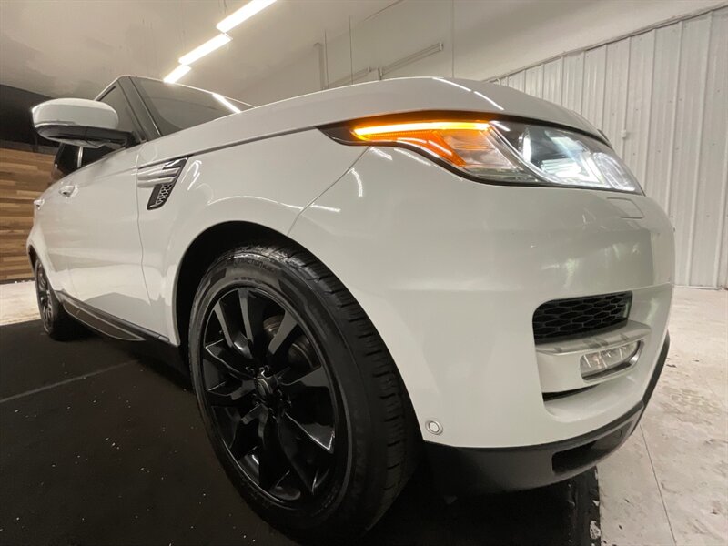 2016 Land Rover Range Rover Sport HSE Td6 4X4 / 3.0L V6 TURBO DIESEL / LOADED  / LOCAL SUV / Meridian Sound System / Navigation / Panoramic Roof - Photo 34 - Gladstone, OR 97027