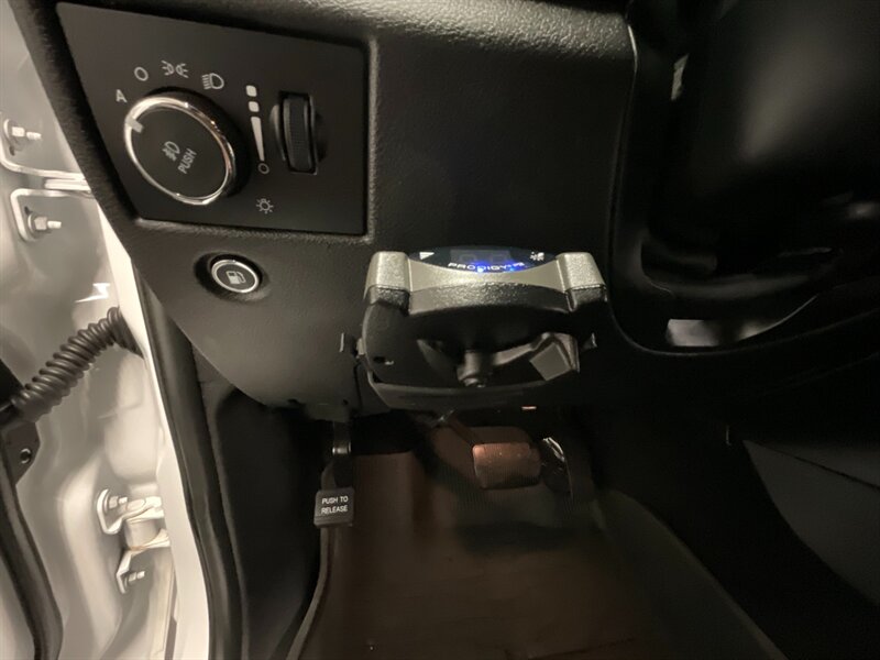 2019 Jeep Grand Cherokee Altitude 4X4 / Heate   - Photo 30 - Gladstone, OR 97027