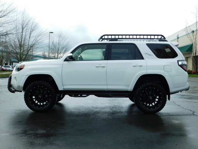 2017 Toyota 4Runner TRD Off-Road / 4X4 / NAVi / DIFF LOCK / LIFTED !!   - Photo 3 - Portland, OR 97217