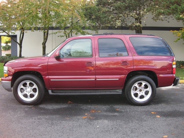 2004 Chevrolet Tahoe LT/4WD/3RD Seat / Excellent Cond   - Photo 2 - Portland, OR 97217