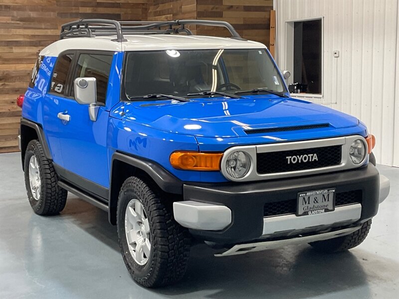 2007 Toyota FJ Cruiser Sport Utility 4X4 / Rear Diff Locks / ZERO RUST / Towing Pkg / Excel Cond / LOW MILES - Photo 2 - Gladstone, OR 97027
