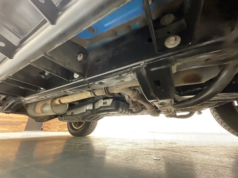 2007 Toyota FJ Cruiser Sport Utility 4X4 / Rear Diff Locks / ZERO RUST / Towing Pkg / Excel Cond / LOW MILES - Photo 43 - Gladstone, OR 97027