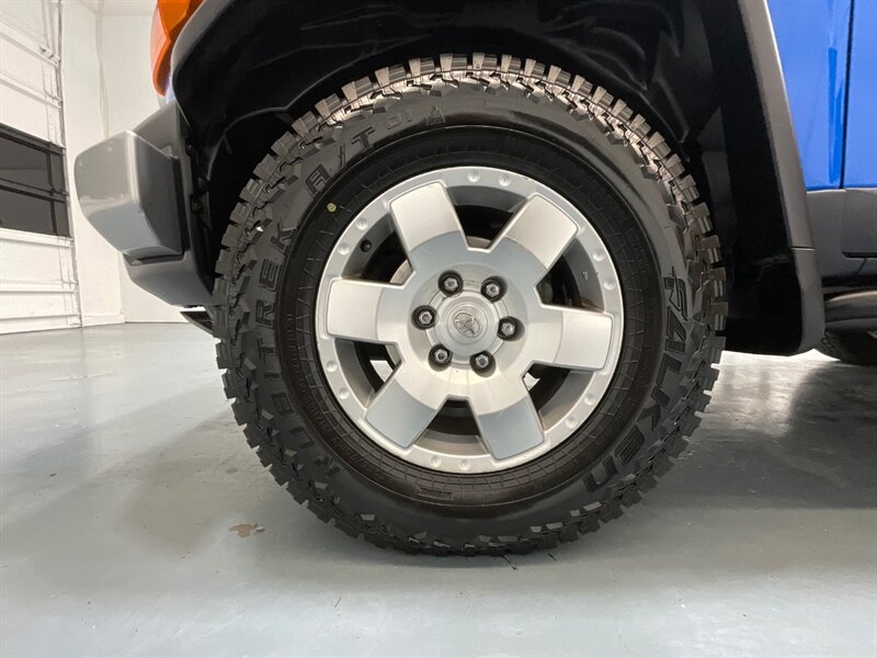 2007 Toyota FJ Cruiser Sport Utility 4X4 / Rear Diff Locks / ZERO RUST / Towing Pkg / Excel Cond / LOW MILES - Photo 23 - Gladstone, OR 97027