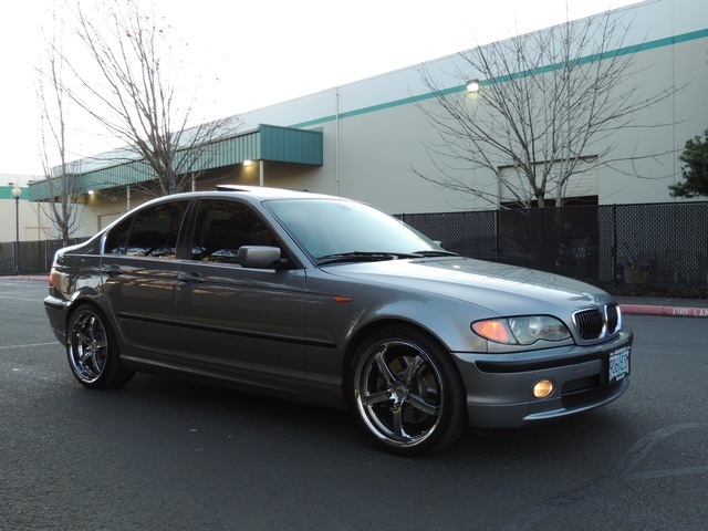 2005 BMW 330i/ 4Dr/ Sport & premium Pkgs/ 64k miles   - Photo 2 - Portland, OR 97217