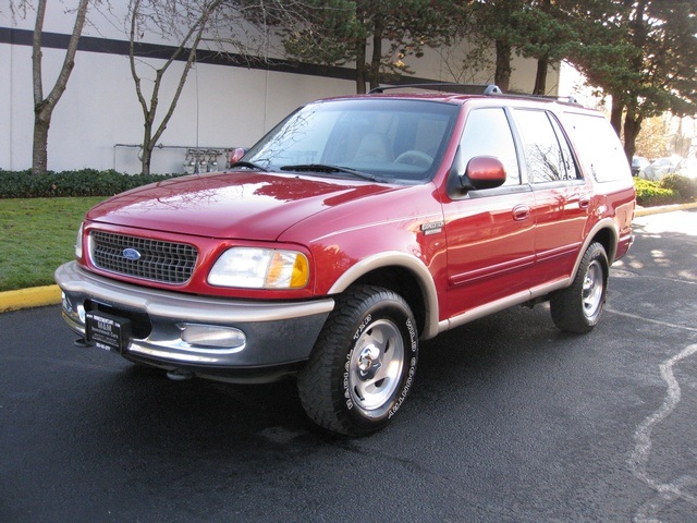 1997 Ford Expedition Eddie Bauer 4X4 *8-Passengers* / Fully Loaded   - Photo 1 - Portland, OR 97217