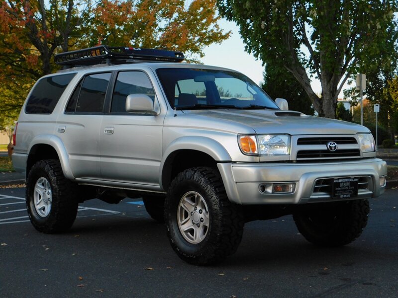 2000 Toyota 4Runner SPORT EDITION / V6 3.4 L / REAR DIFF LOCK  LOW MILES / LIFTED !!! - Photo 2 - Portland, OR 97217