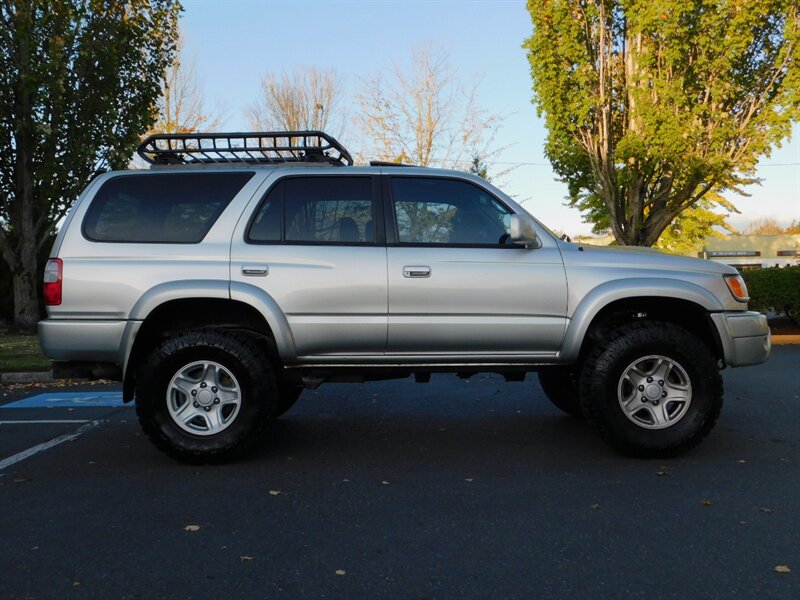 2000 Toyota 4Runner SPORT EDITION / V6 3.4 L / REAR DIFF LOCK  LOW MILES / LIFTED !!! - Photo 4 - Portland, OR 97217