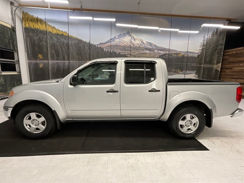 2006 Nissan Frontier SE 4dr Crew Cab 4WD / LOCAL/ GREAT SERVICE HISTORY  /OREGON TRUCK / RUST FREE / 4.0 Liter 6Cyl / 152,000 MILES - Photo 3 - Gladstone, OR 97027