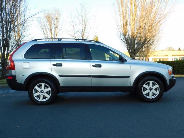 2004 Volvo XC90 2.5T / Leather / Heated seats / Rear DVD/ Low mile   - Photo 4 - Portland, OR 97217