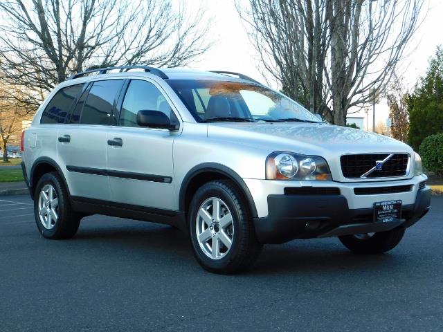 2004 Volvo XC90 2.5T / Leather / Heated seats / Rear DVD/ Low mile   - Photo 2 - Portland, OR 97217