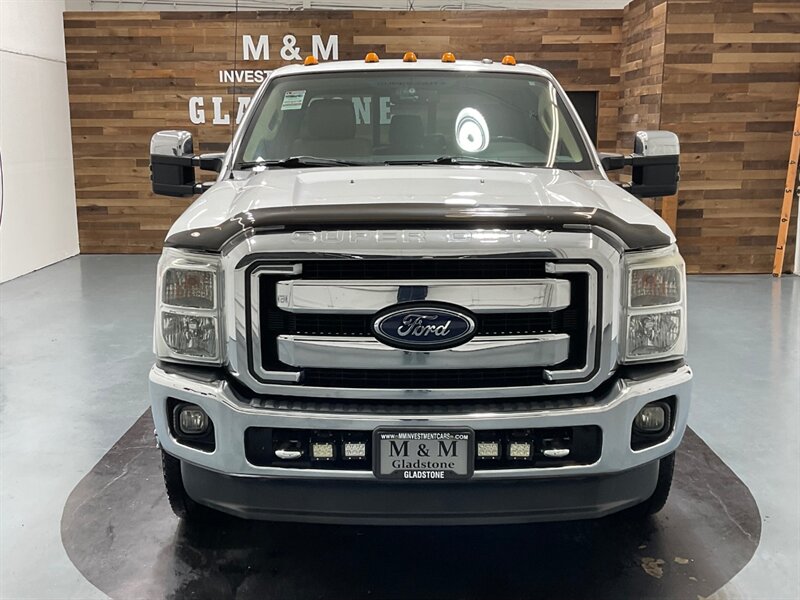 2012 Ford F-350 Lariat 4X4 / 6.7L DIESEL / DUALLY / 1-OWNER  / Leather / Sunroof/ Navigation - Photo 5 - Gladstone, OR 97027