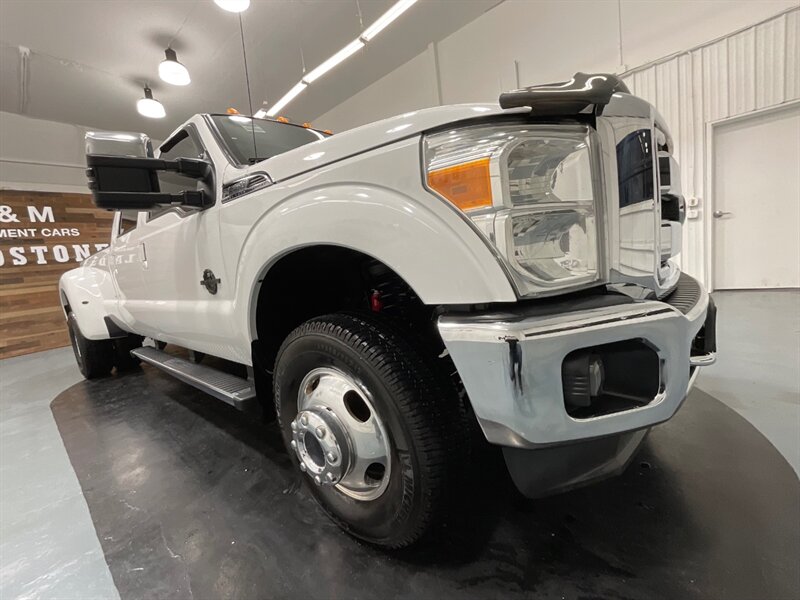 2012 Ford F-350 Lariat 4X4 / 6.7L DIESEL / DUALLY / 1-OWNER  / Leather / Sunroof/ Navigation - Photo 58 - Gladstone, OR 97027