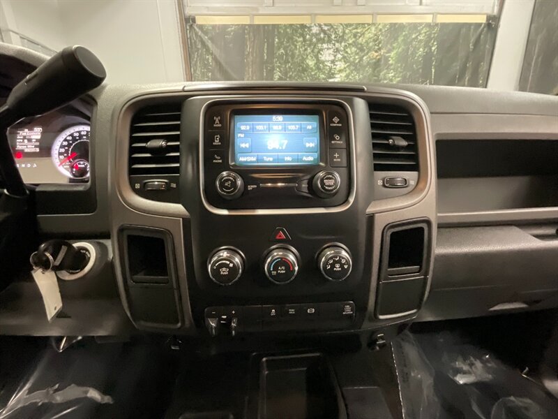 2013 RAM 2500 Tradesman Crew Cab 4X4 / 6.7L CUMMINS DIESEL  RUST FREE / Backup Camera / 99,000 MILES - Photo 18 - Gladstone, OR 97027