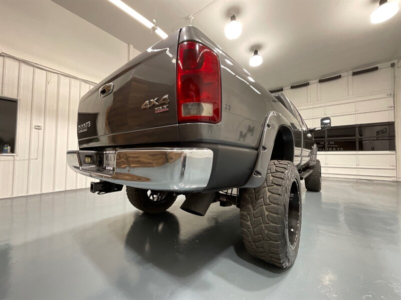2004 Dodge Ram 3500 SLT 4X4 / 5.9L DIESEL / 6-SPEED MANUAL / LIFTED  / LONG BED - Photo 52 - Gladstone, OR 97027