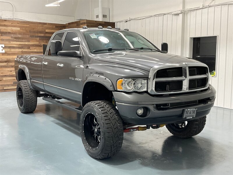 2004 Dodge Ram 3500 SLT 4X4 / 5.9L DIESEL / 6-SPEED MANUAL / LIFTED  / LONG BED - Photo 2 - Gladstone, OR 97027