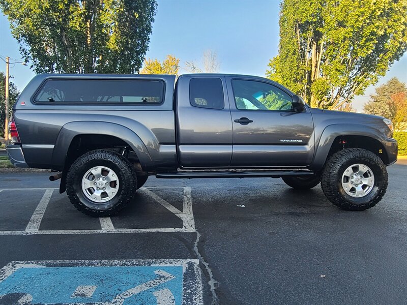 2012 Toyota Tacoma ACCESS CAB 4X4 / 6-FT Bed / BACK-UP CAM / 1-OWNER  / MATCHING CANOPY / NEW TIRES / NEW LIFT - Photo 4 - Portland, OR 97217