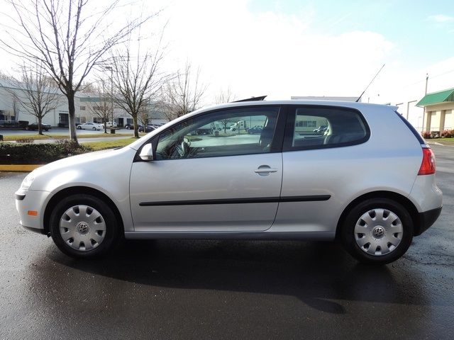 2009 Volkswagen Rabbit S PZEV / 2DR Coupe / Automatic/ Sunroof   - Photo 3 - Portland, OR 97217
