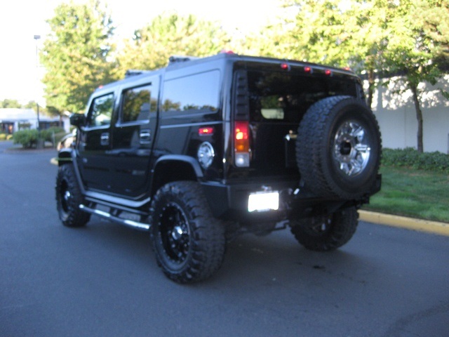 2004 Hummer H2 Adventure Series/ 4WD/ 36 Inc Mud tires   - Photo 3 - Portland, OR 97217
