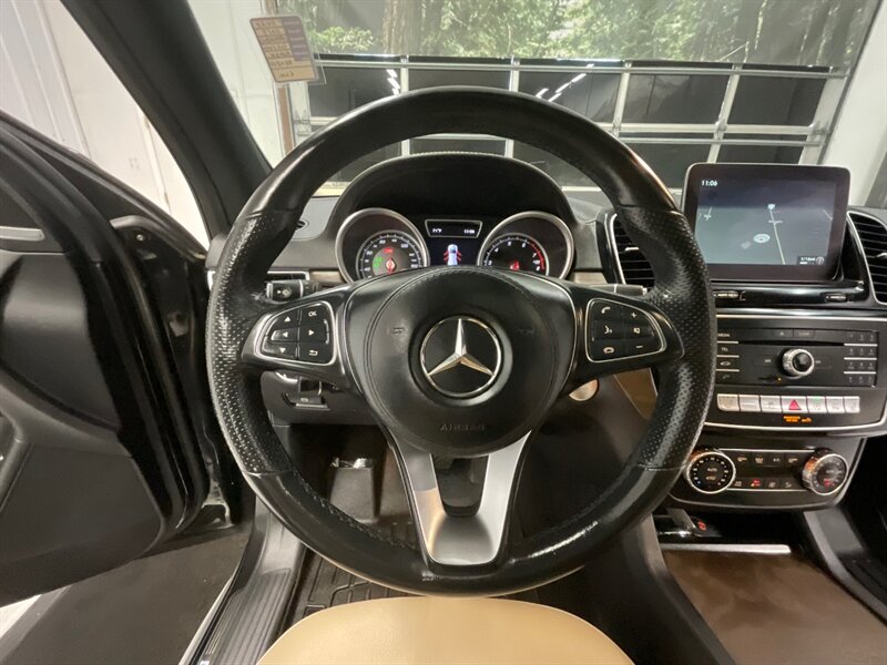 2017 Mercedes-Benz GLS 450 4x4 / 3rd row seat / loaded / 62,000 miles  / Leather & Heated Seats / Sunroof / Navigation & Camera - Photo 34 - Gladstone, OR 97027