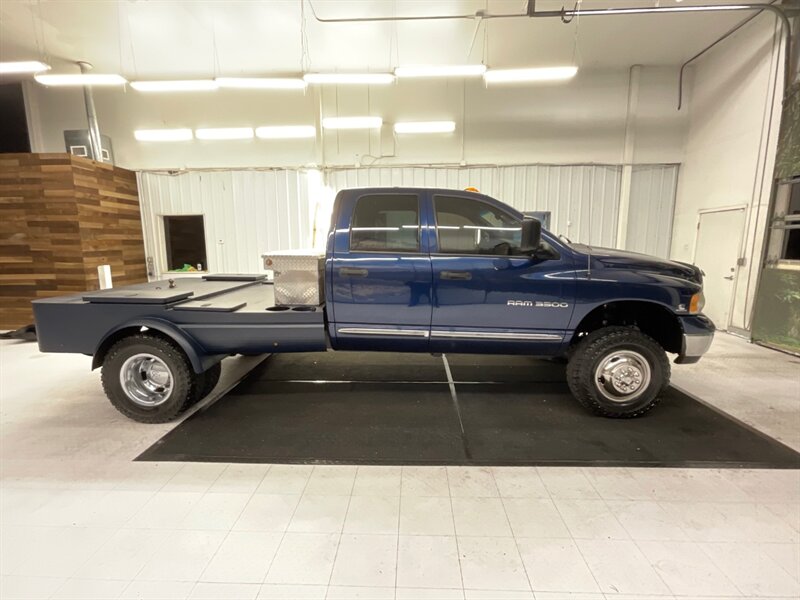 2005 Dodge Ram 3500 Laramie 4X4 / 5.9L DIESEL / DUALLY / FLAT BED  / LOCAL OREGON TRUCK / RUST FREE / Leather & Heated Seats / DUALLY / LONG BED / 119,000 MILES - Photo 4 - Gladstone, OR 97027