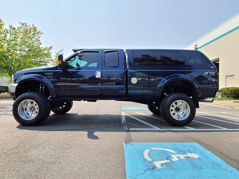 2001 Ford F-250 Lariat 4X4 / 7.3 L DIESEL / CUSTOM BUILT / LIFTED  / SUPER DUTY POWERSTROKE MONSTER / LOW MILES !! - Photo 3 - Portland, OR 97217