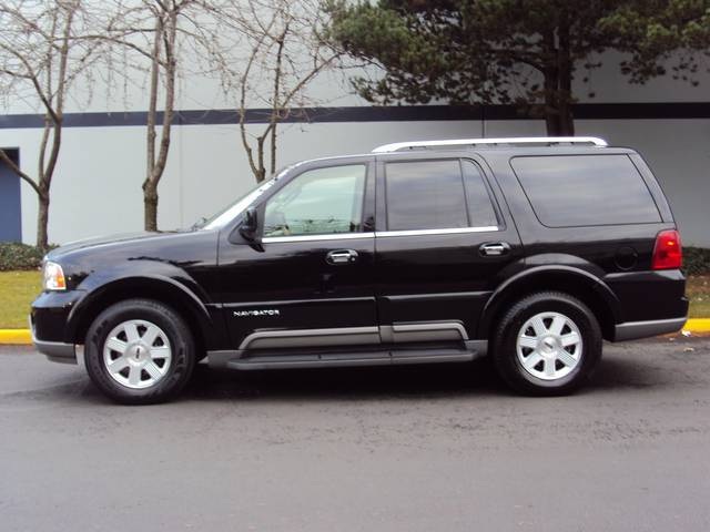 2003 Lincoln Navigator Luxury   - Photo 3 - Portland, OR 97217