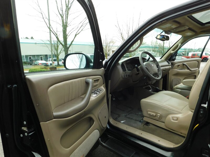 2003 Toyota Sequoia LIMITED 4X4 / 3RD SEAT / LOW MILES / LIFTED   - Photo 13 - Portland, OR 97217