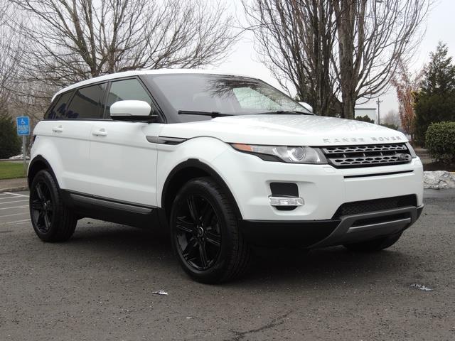 2013 Land Rover Range Rover Evoque Pure Plus / AWD / Navigation / 1-OWNER   - Photo 2 - Portland, OR 97217
