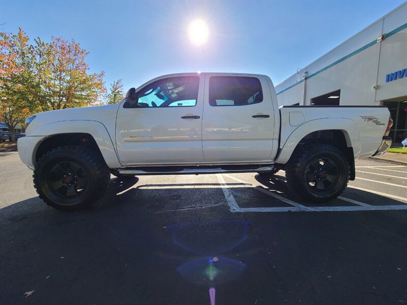 2010 Toyota Tacoma DOUBLE CAB 4X4 / V6 4.0L / DIFF LOCK / NEW LIFT  / NEW TIRES / TRD OFF ROAD PKG / VERY CLEAN - Photo 3 - Portland, OR 97217