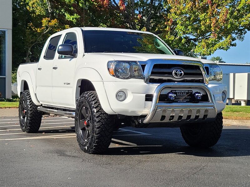 2010 Toyota Tacoma DOUBLE CAB 4X4 / V6 4.0L / DIFF LOCK / NEW LIFT  / NEW TIRES / TRD OFF ROAD PKG / VERY CLEAN - Photo 2 - Portland, OR 97217