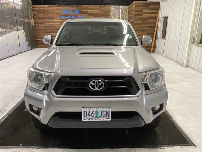 2015 Toyota Tacoma V6 TRD SPORT 4X4 / Navigation & Backup Camera  / LOCAL OREGON TRUCK / 6 FT BED / RUST FREE / 109,000 MILES - Photo 5 - Gladstone, OR 97027