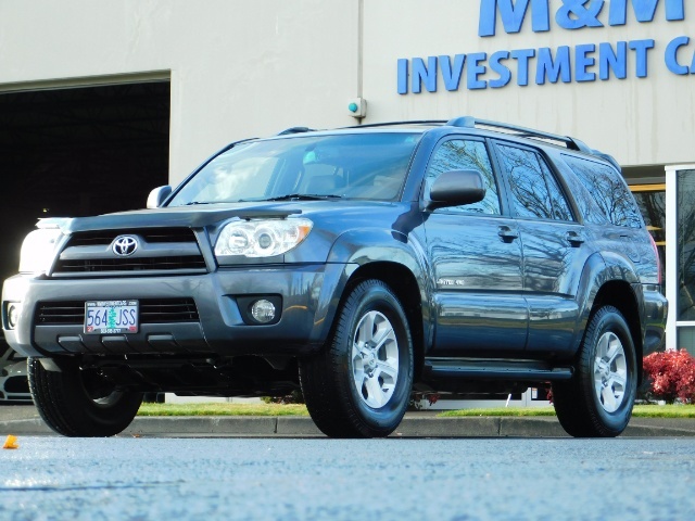 2009 Toyota 4Runner Limited 4x4 / Leather / Sunroof / Nav / PRISTINE   - Photo 1 - Portland, OR 97217