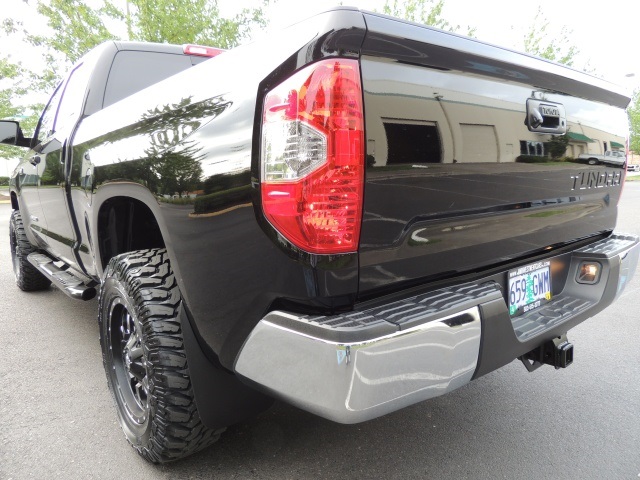 2014 Toyota Tundra SR5 / Crew Cab / 4X4 / 5.7L / LIFTED LIFTED   - Photo 11 - Portland, OR 97217