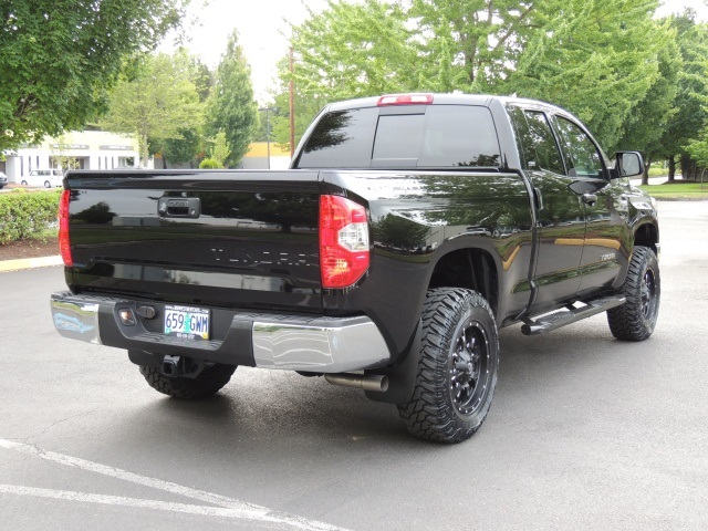 2014 Toyota Tundra SR5 / Crew Cab / 4X4 / 5.7L / LIFTED LIFTED   - Photo 8 - Portland, OR 97217