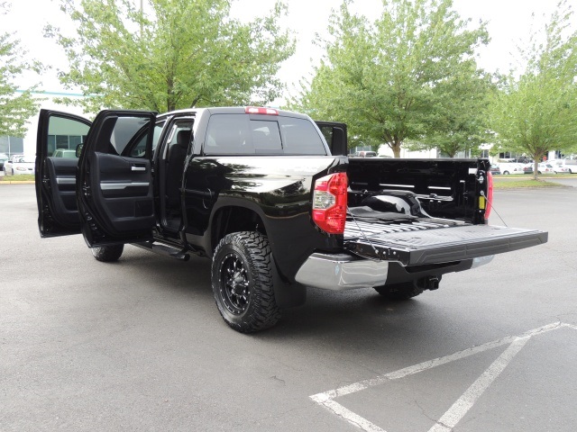 2014 Toyota Tundra SR5 / Crew Cab / 4X4 / 5.7L / LIFTED LIFTED   - Photo 27 - Portland, OR 97217