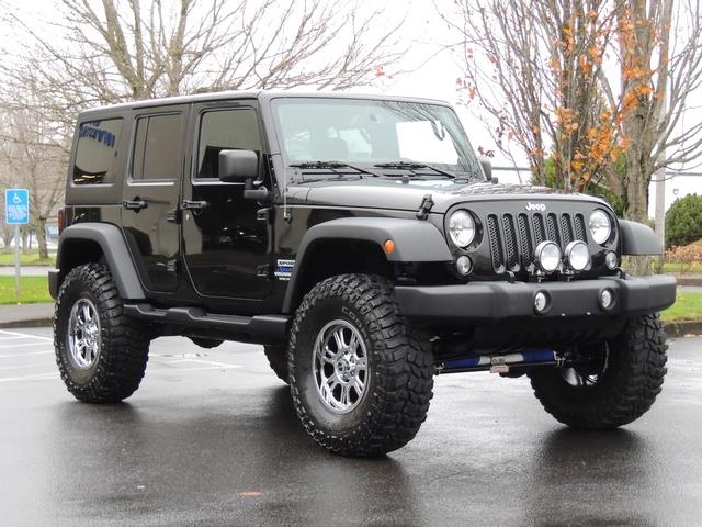 2014 Jeep Wrangler Unlimited Sport / 4X4 /  LIFTED 37 INC MUD TIRES   - Photo 2 - Portland, OR 97217