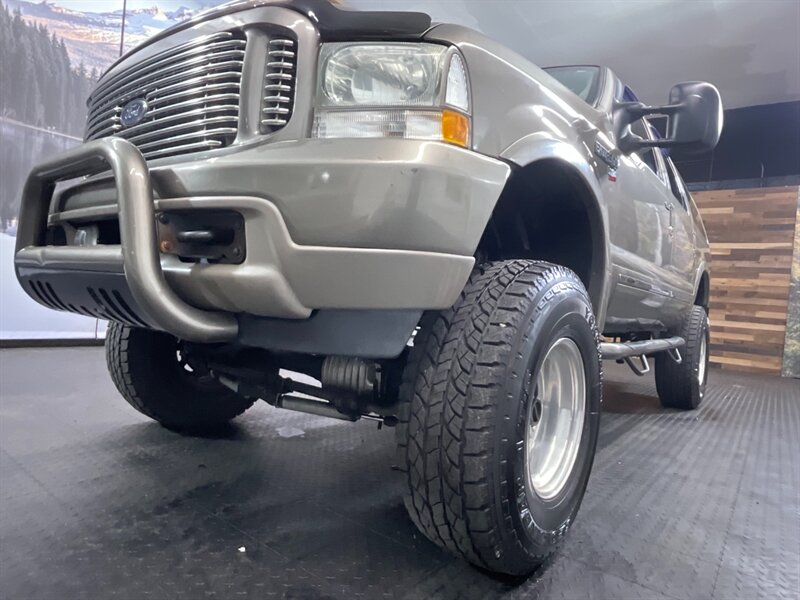 2002 Ford Excursion Limited 4X4 / 7.3L D   - Photo 9 - Gladstone, OR 97027