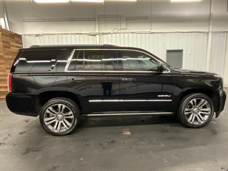2018 GMC Yukon Denali Sport Utility 4X4 / 6.2L V8 / LOADED LOADED  ONLY 59,000 MILES / Leather / Navi / DVD / Sunroof / 3RD ROW SEAT / CLEAN - Photo 4 - Gladstone, OR 97027