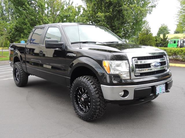 2013 Ford F-150 XLT / 4X4 / 5.0L 8Cyl / 1-OWNER / LIFTED   - Photo 2 - Portland, OR 97217