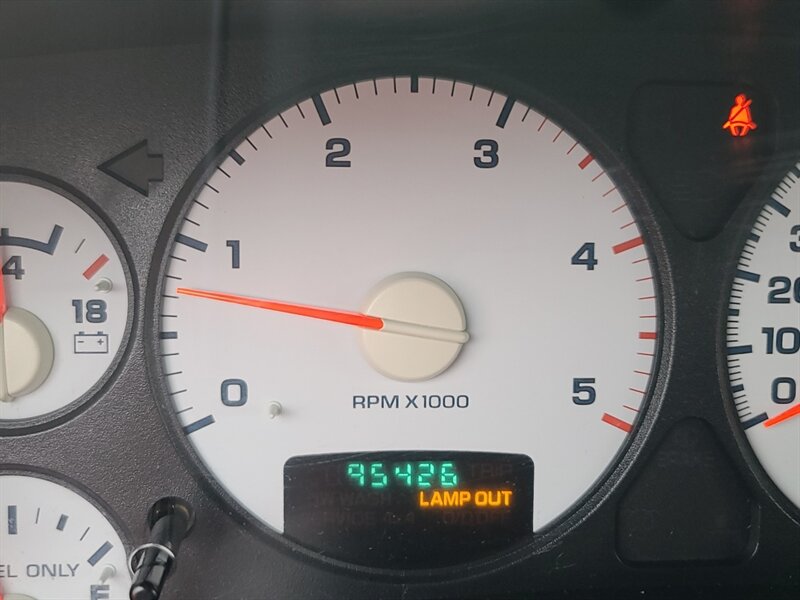 2003 Dodge Ram 3500 4X4 / 5.9L DIESEL / NEW LIFT+WHEELS+TIRE / 95K MLS / HIGH OUTPUT / LOCAL / NO RUST / CUMMINS - Photo 24 - Portland, OR 97217