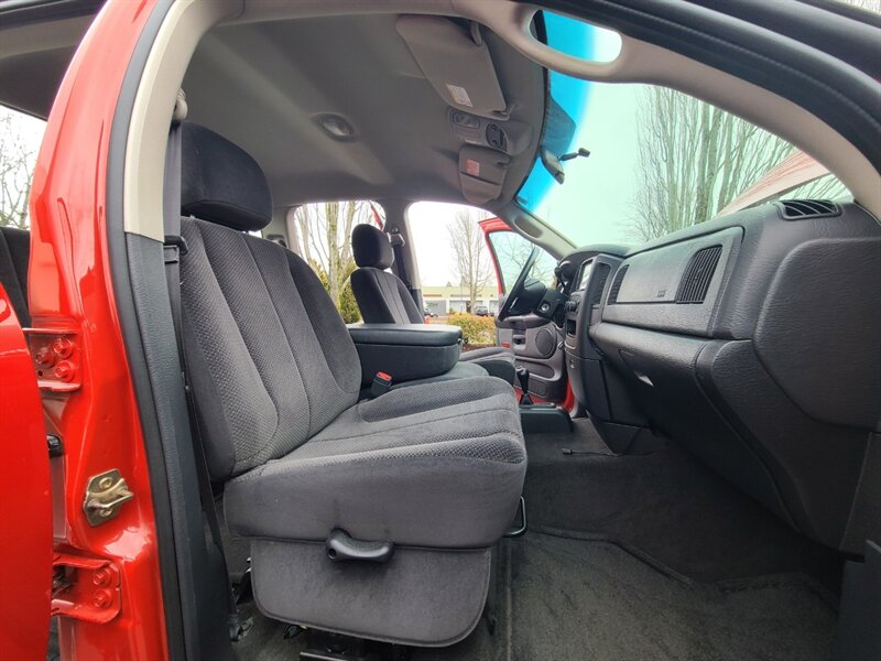 2003 Dodge Ram 3500 4X4 / 5.9L DIESEL / NEW LIFT+WHEELS+TIRE / 95K MLS / HIGH OUTPUT / LOCAL / NO RUST / CUMMINS - Photo 14 - Portland, OR 97217