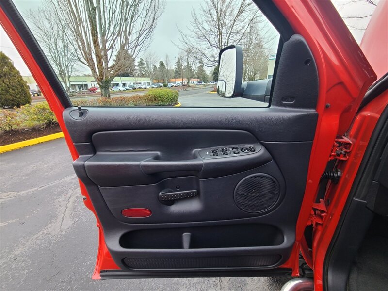 2003 Dodge Ram 3500 4X4 / 5.9L DIESEL / NEW LIFT+WHEELS+TIRE / 95K MLS / HIGH OUTPUT / LOCAL / NO RUST / CUMMINS - Photo 45 - Portland, OR 97217