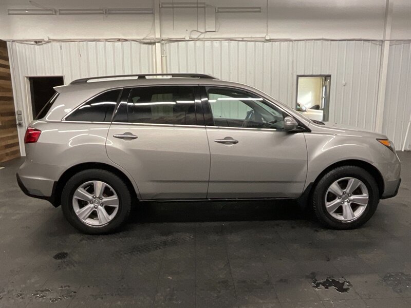2010 Acura MDX SH-AWD w/Tech w/RES  Leather & Heated Seats / Navigation & Backup Camera - Photo 4 - Gladstone, OR 97027
